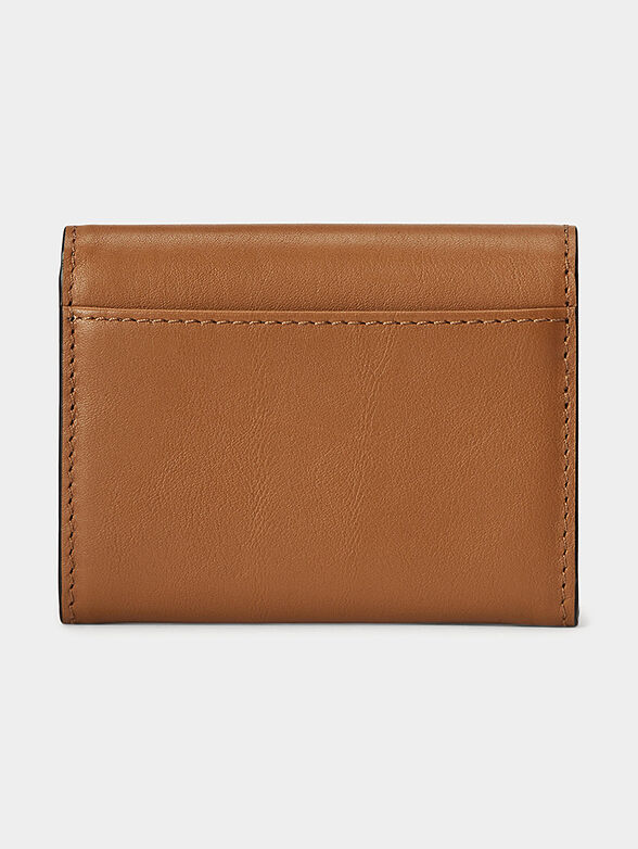 Small leather purse with accent clasp - 2