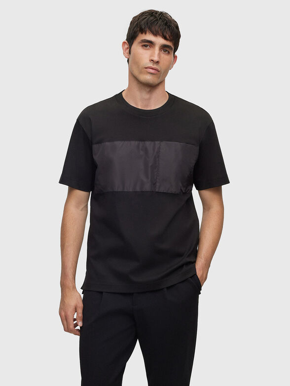 Black t-shirt with contrasting detail - 1