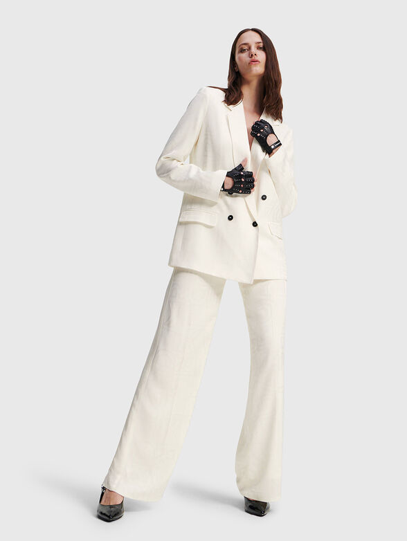 White trousers - 4