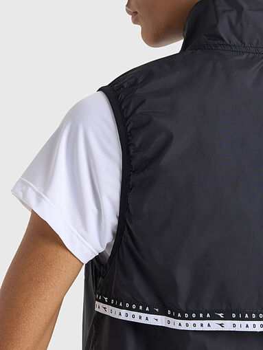 Black sports vest with logo detail - 4