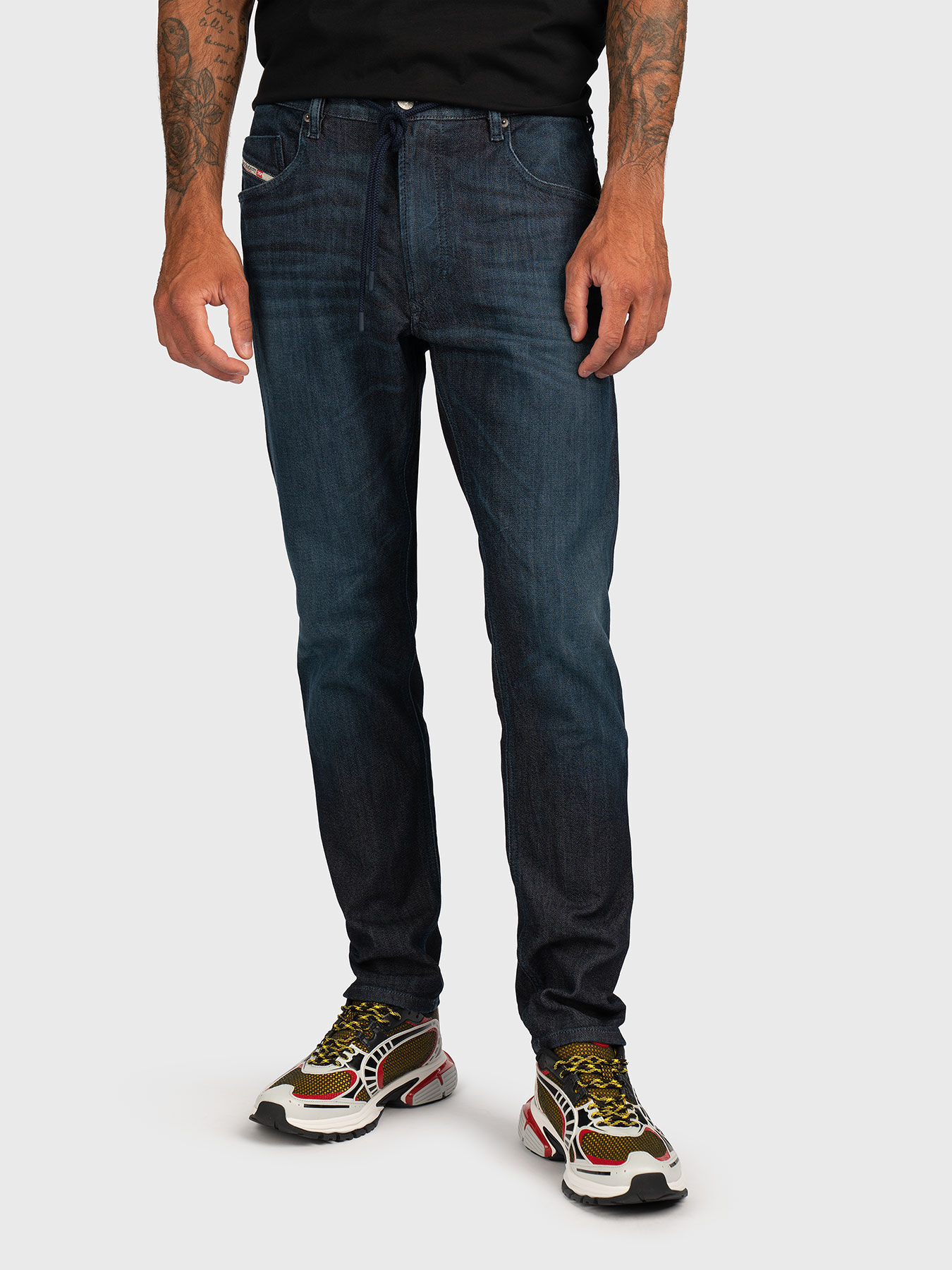 2032 D-KROOLEY-B JOGG jeans with elastic waist brand DIESEL