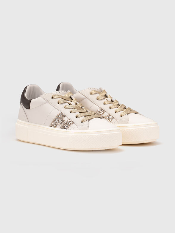 Sneakers with a logo featuring shiny elements - 2