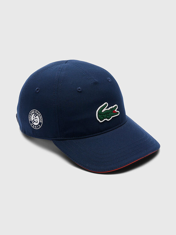 Baseball cap with logo embroidery - 1