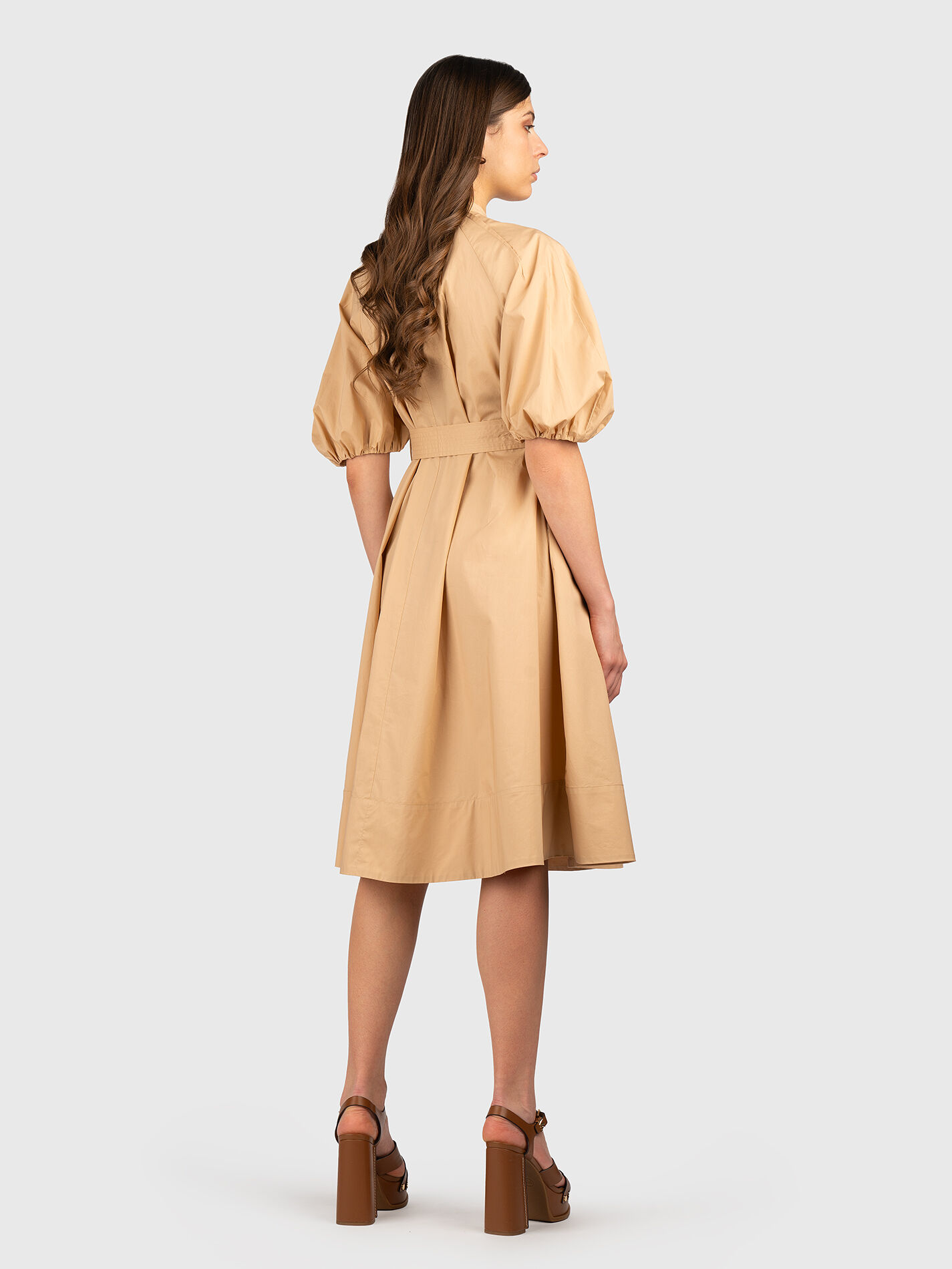 ワンピース LIU JO Woman Dress Beige CA5361TS246 X0650 Poplin midi dress brand LIU JO — Globalbrandsstore.com/en