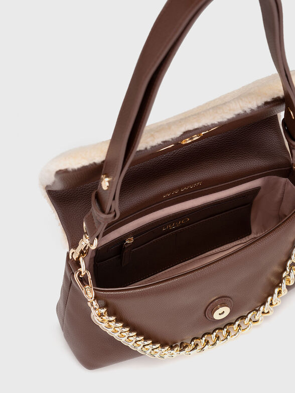 Soft texture crossbody bag - 6