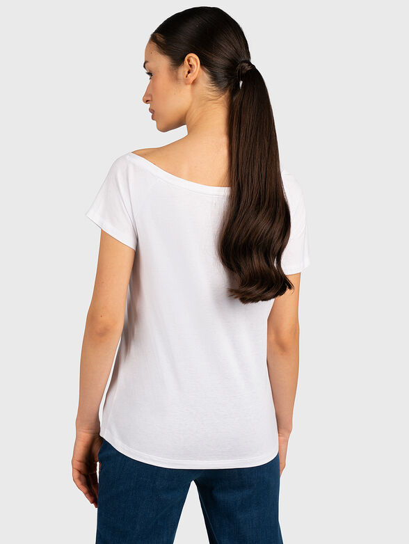 White T-shirt with floral print and rhinestones - 3