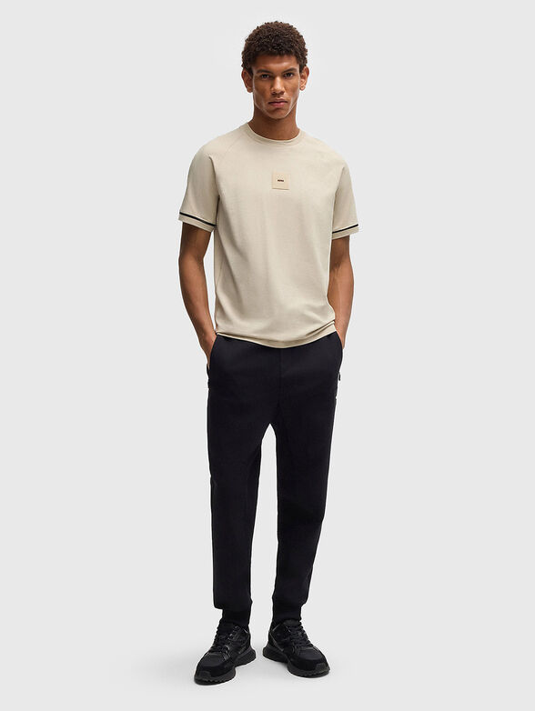 Cotton T-shirt with accent stitching - 2