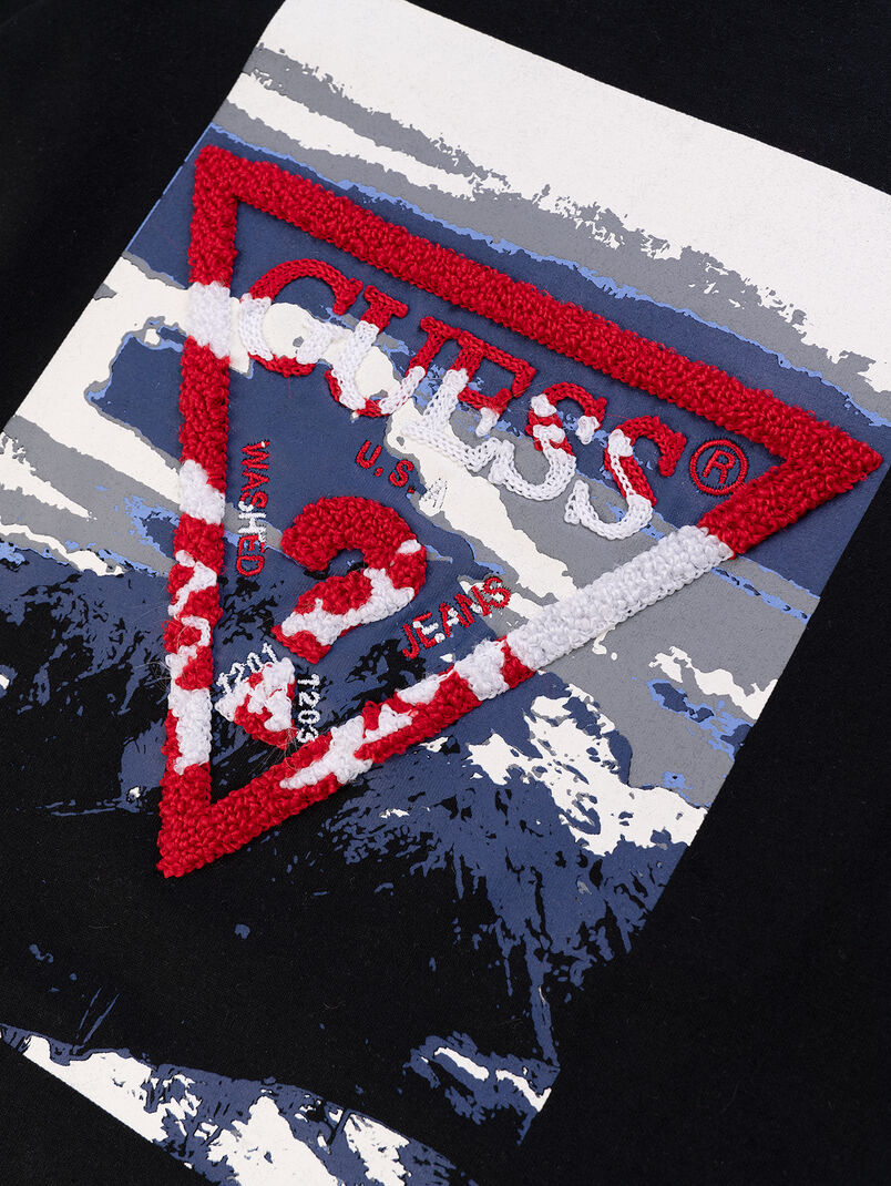 Black blouse with accent logo - 3