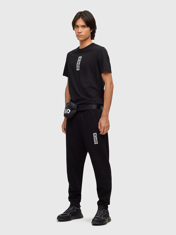 T-shirt with vertical logo - 2