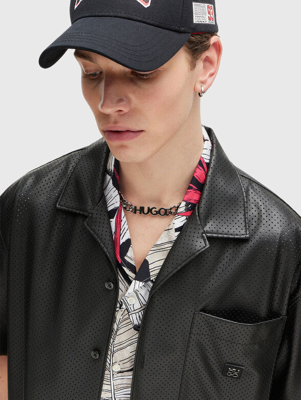 EGEENO oversized shirt in eco leather with perforations - 4