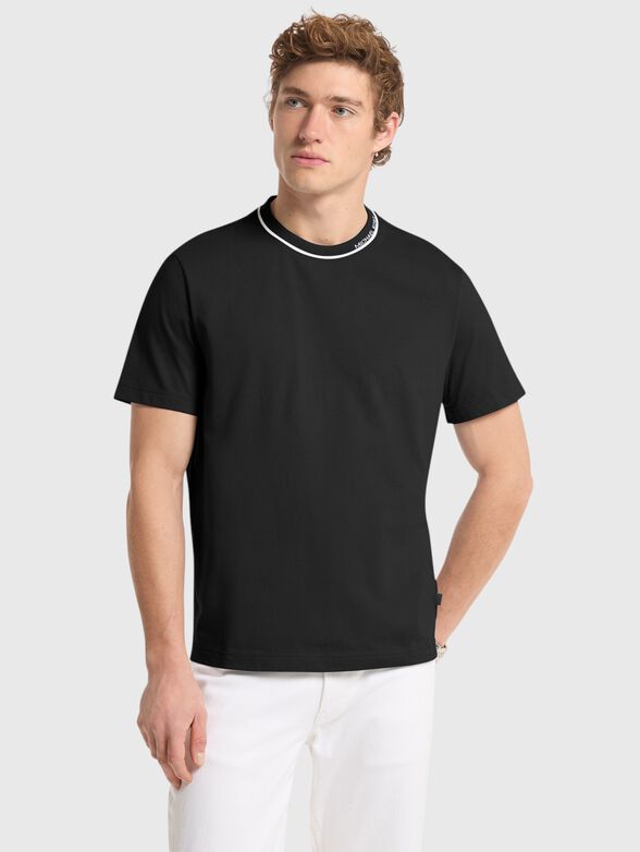 Cotton T-shirt with a round neckline  - 1