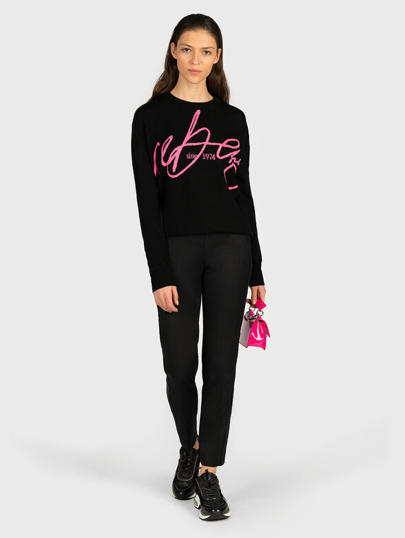 Sweater with contrasting logo - 4