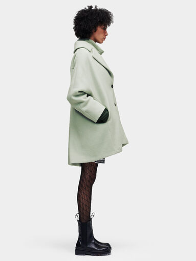 Wool coat with pleated back - 4