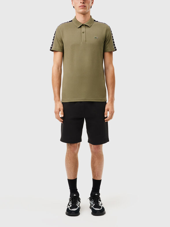 Polo shirt with contrasting stripe  - 2