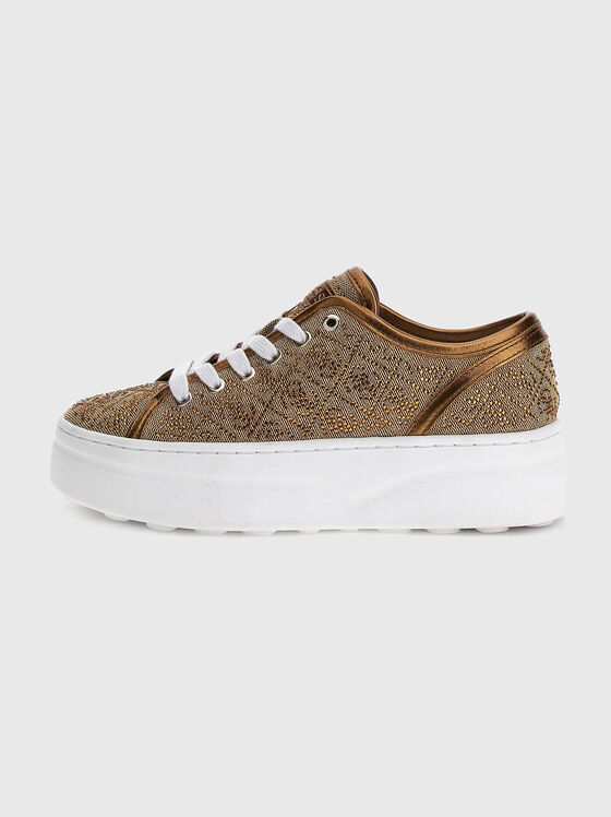 Sports shoes with monogram details - 1