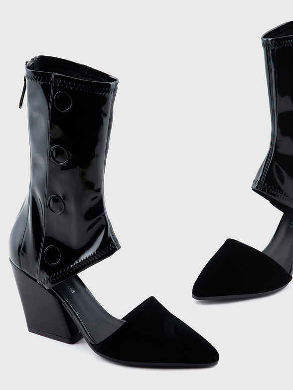 Heel boots with zip - 4