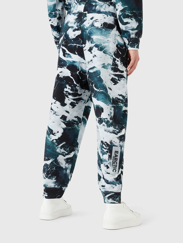 Sports trousers with accent print - 2