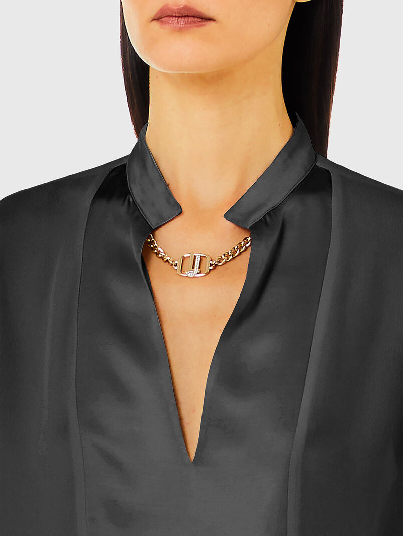 Blouse with V-shaped neckline and logo - 3