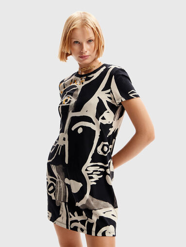 Mini dress with contrasting art print - 3