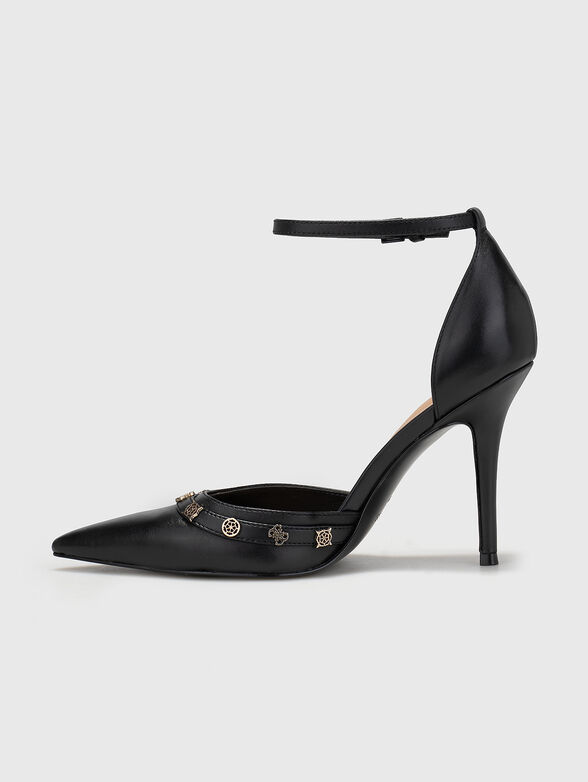 NANAE heeled shoes with logo details - 4