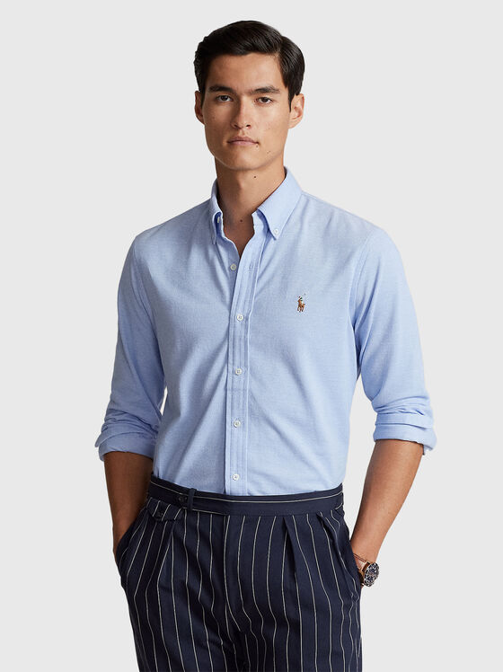 Синя памучна риза с контрастна лого бродерия - 1