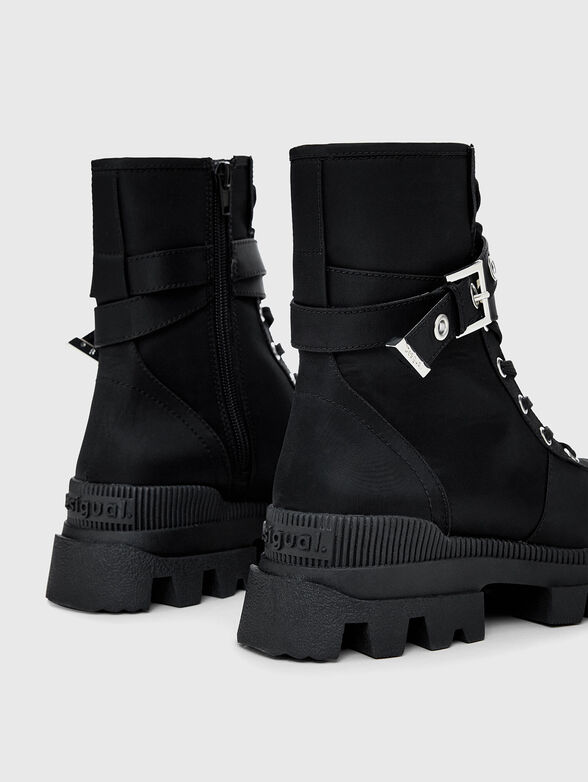 TRACK UTILITY boots in black  - 3