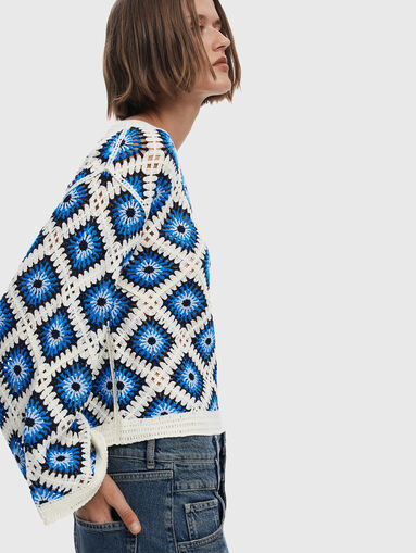 Knitted sweater with wide sleeves - 4