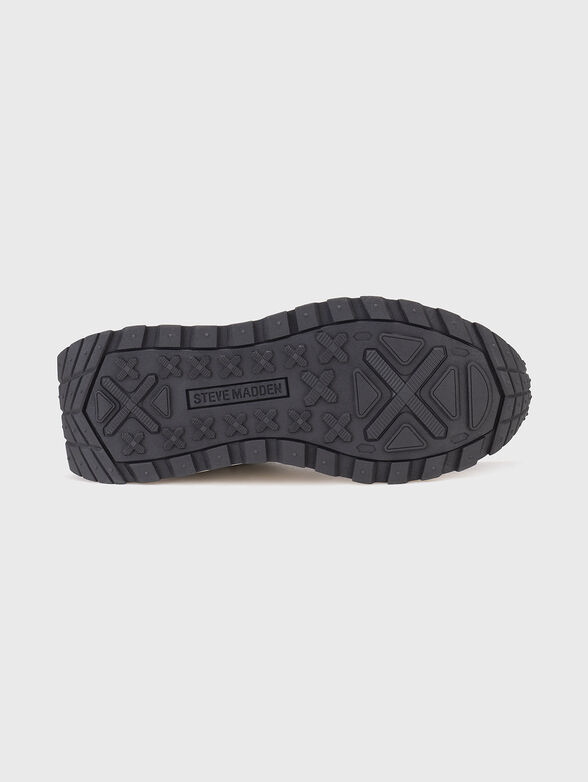Sports shoes with logo detail - 5
