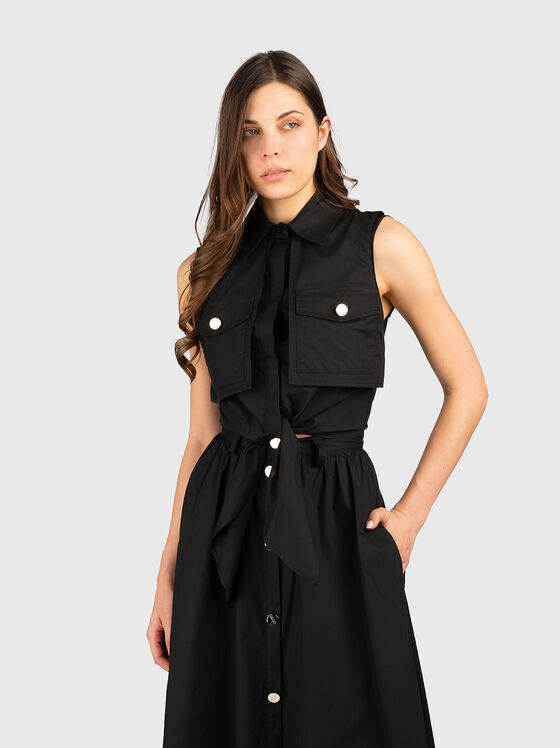 Top with classic collar and buttons - 1