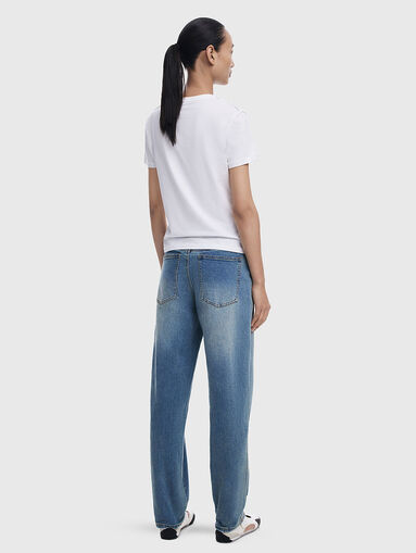 T-shirt with contrasting embroidery - 3