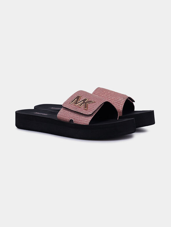 Black platform slide with sparkling details - 2