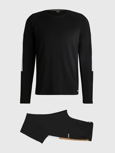 Tracksuit with signature details - 4