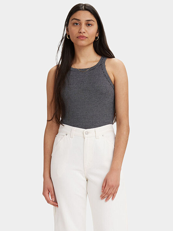 Levi’s® top with small logo detail on the back - 1