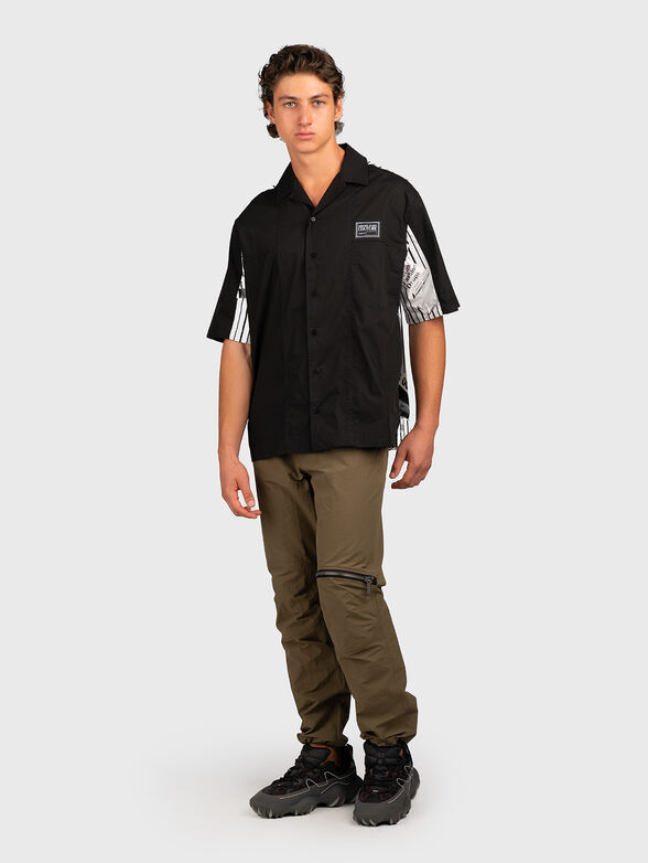 Short sleeve shirt with print on the back - 4