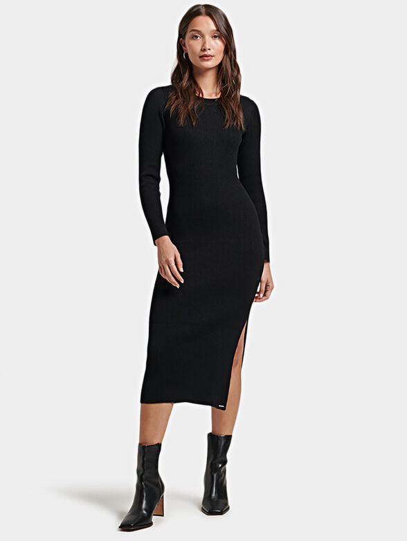 Black knitted dress wih accent back - 1