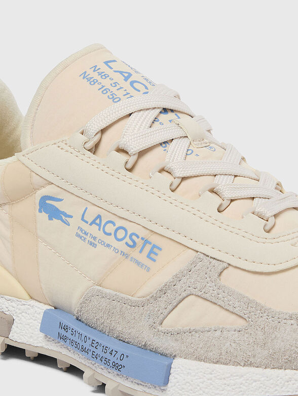 Brown sports shoes - 4