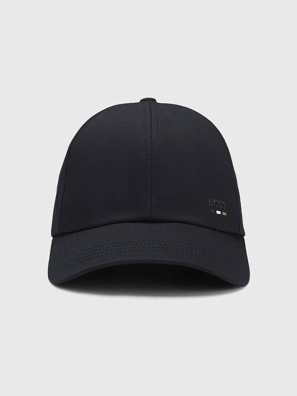 Baseball cap with an embossed logo - 4