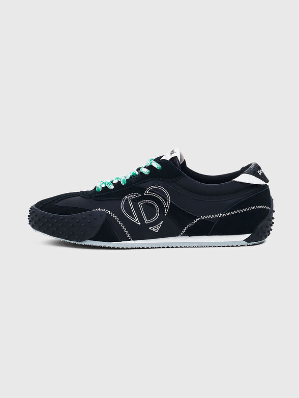 Sneakers with contrasting laces and logo embroidery - 1