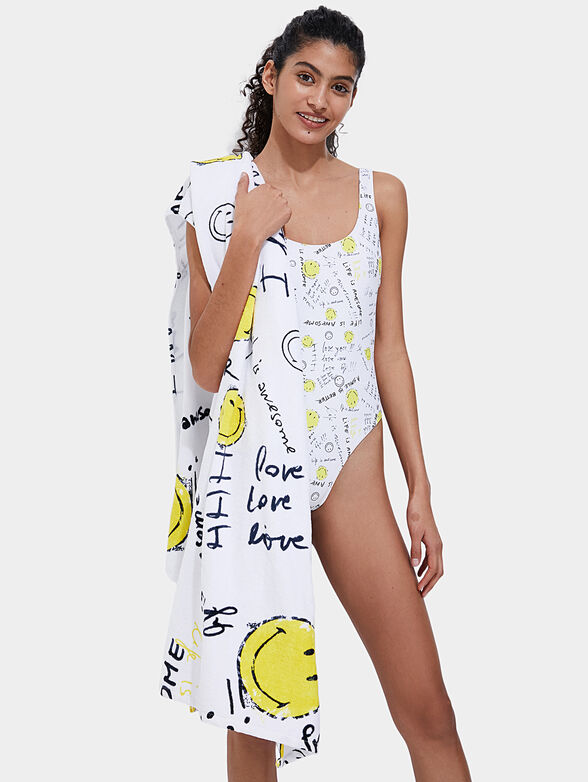 Beach towel with SMILEY® print - 2