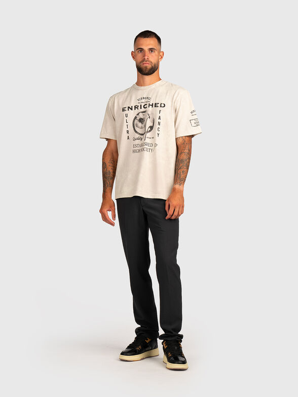 T-shirt with oval neckline - 2