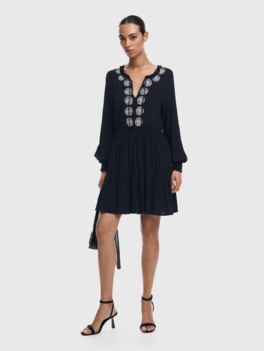 JACKSONVILLE dress with contrasting details - 5