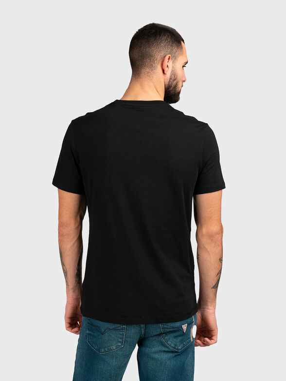 Black T-shirt with triangular logo print - 3