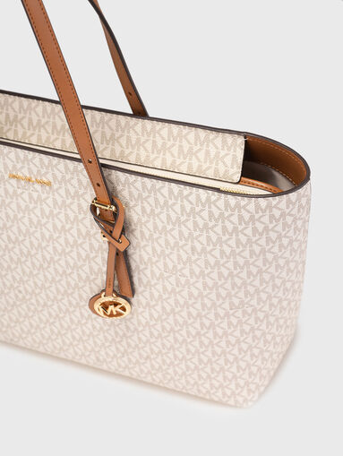 QUINN large tote bag with monogram - 4