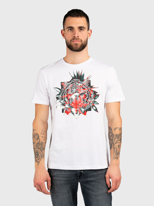 Slim fit T-shirt with contrast print