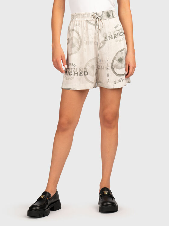 Shorts with accent print - 1