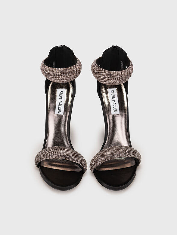 MAKENNA heeled sandals with shiny accents - 6