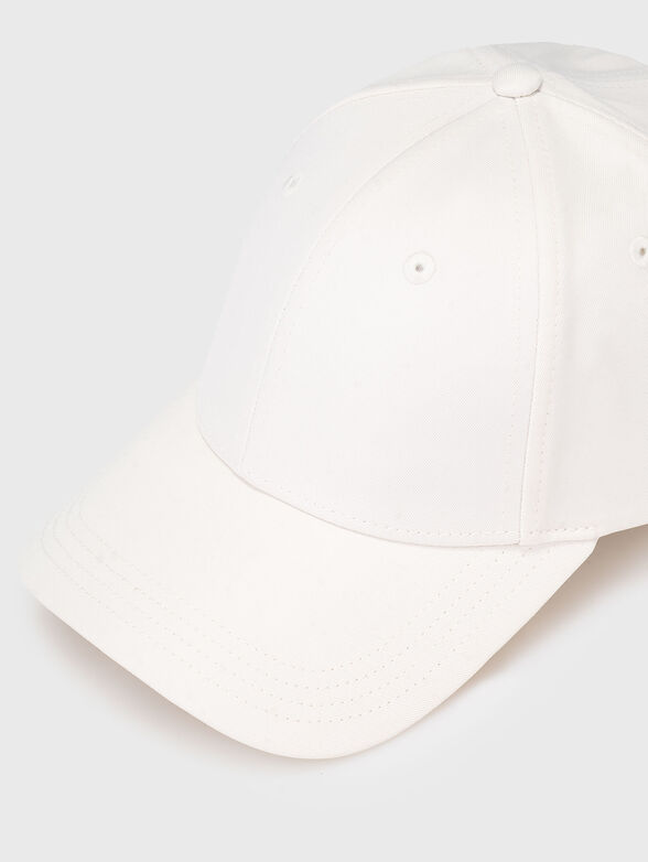 Baseball cap with accent ribbon - 4