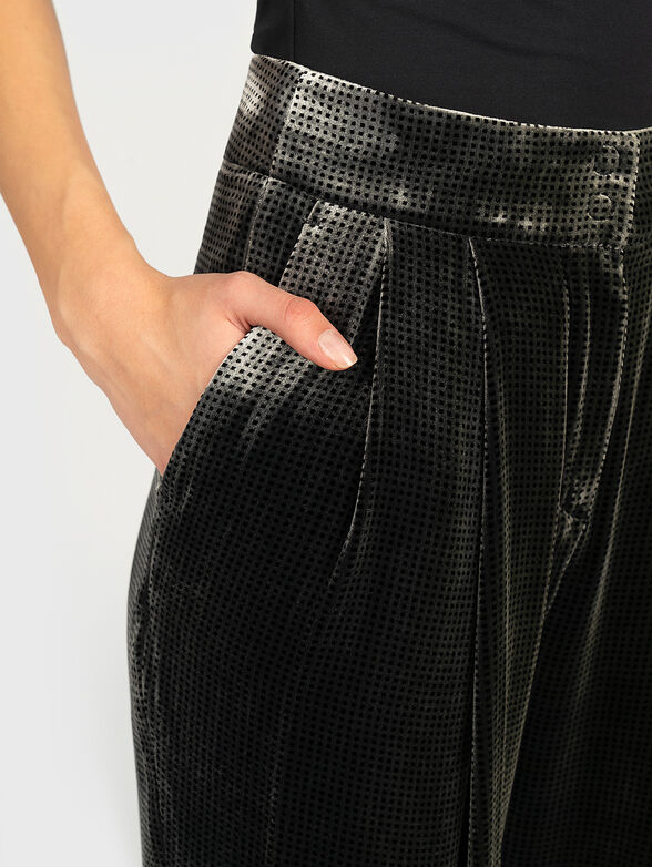 Velvet trousers with high waist - 3