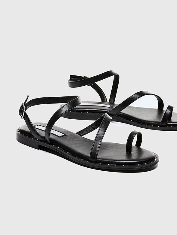 HAYES BASS Sandals - 5
