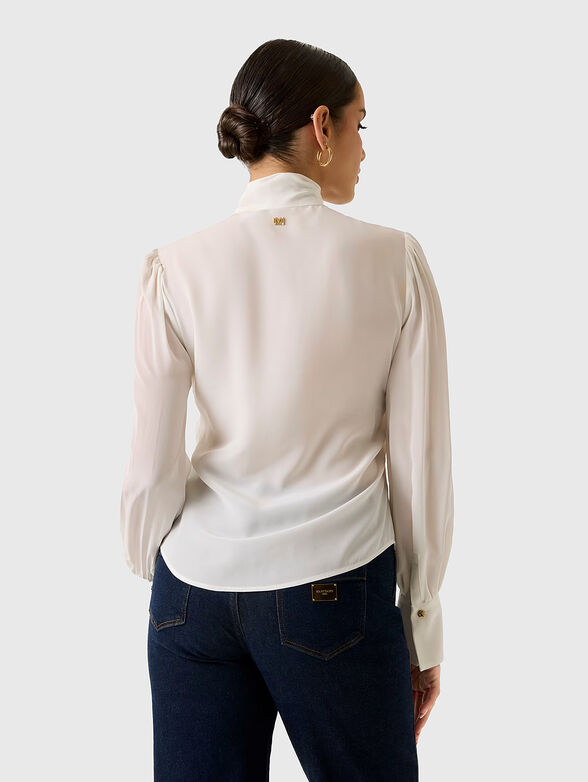 Long-sleeved blouse with a tie - 3